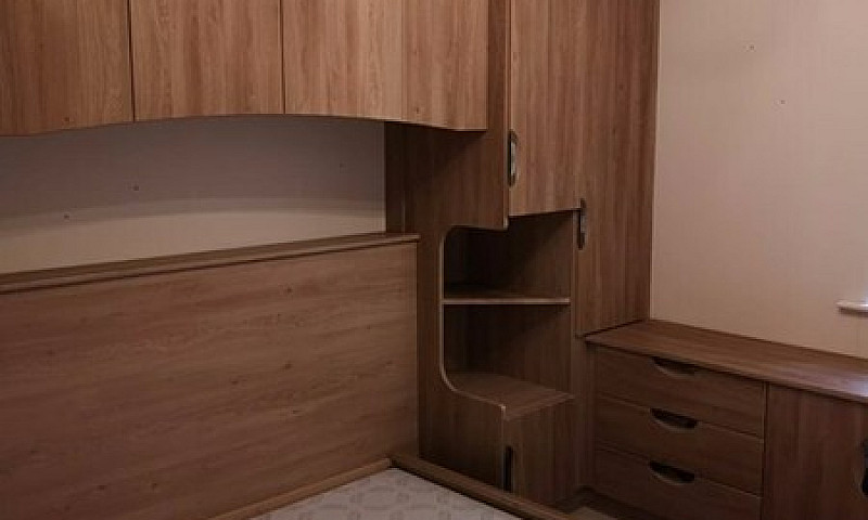 2 Bedroom Flat In Ci...