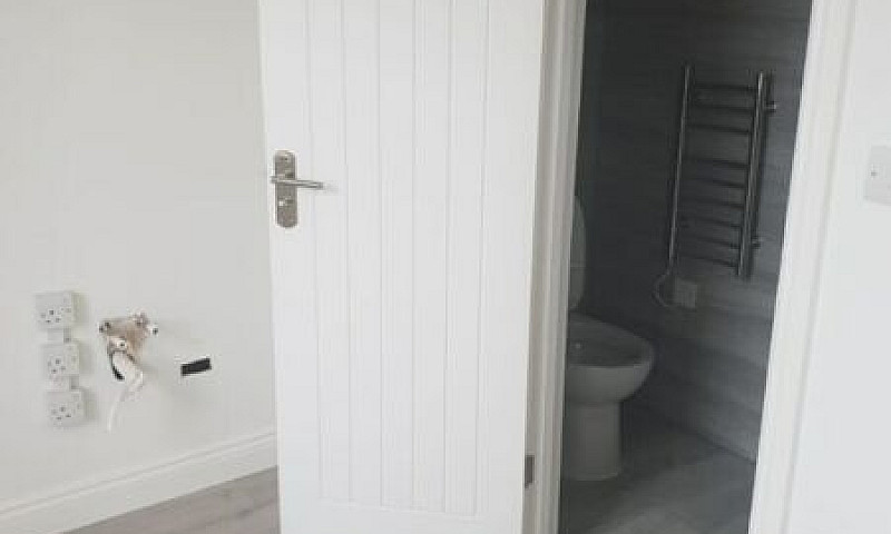 Studio Flat In Engle...