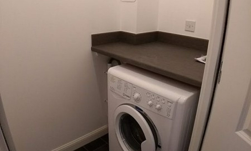 1 Bedroom Flat In Pa...