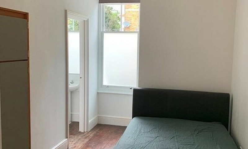 1 Bedroom Flat In Fe...