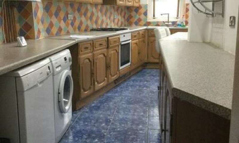 3 Bedroom House In S...