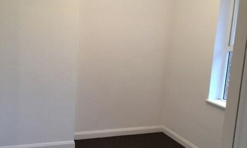 3 Bedroom House In E...