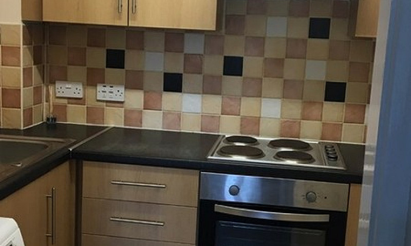 1 Bedroom Flat In Je...