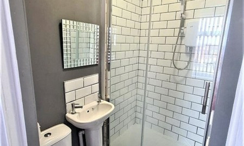 1 Bedroom In Moston ...