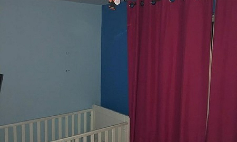 5 Bedroom House In W...