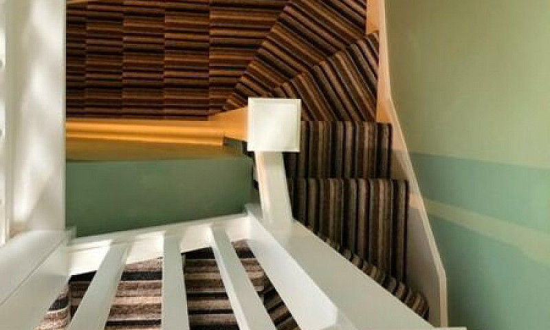 4 Bedroom House In J...
