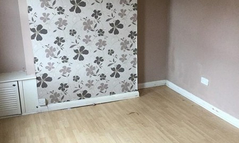 3 Bedroom House In E...