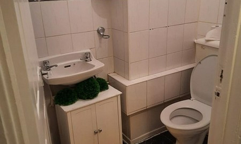 4 Bedroom House In C...