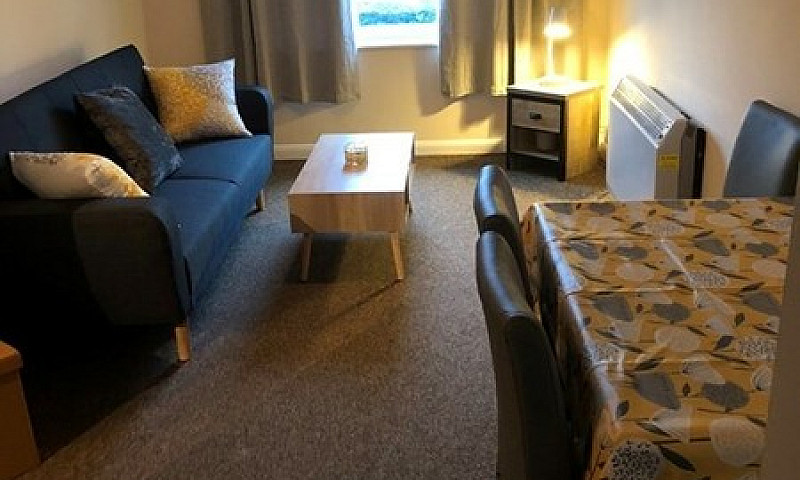 1 Bedroom Flat In Je...