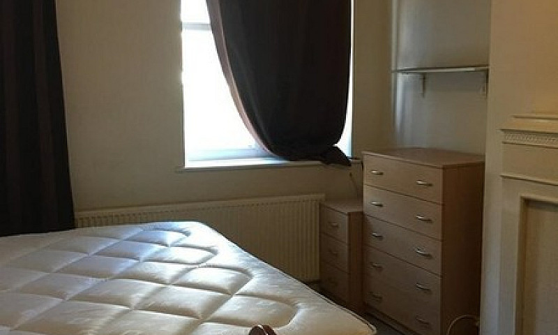 1 Bedroom In Parade ...