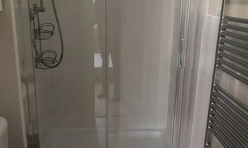 2 Bedroom Flat In Ci...