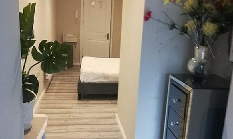 1 Bedroom In Putney ...