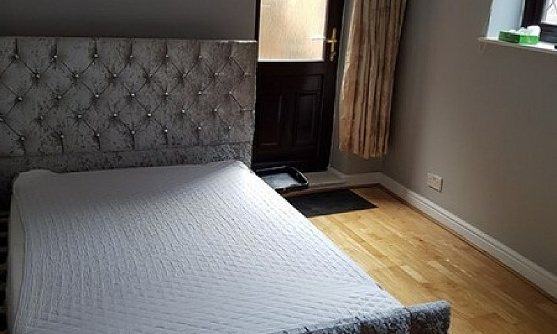 1 Bedroom Flat In Ol...