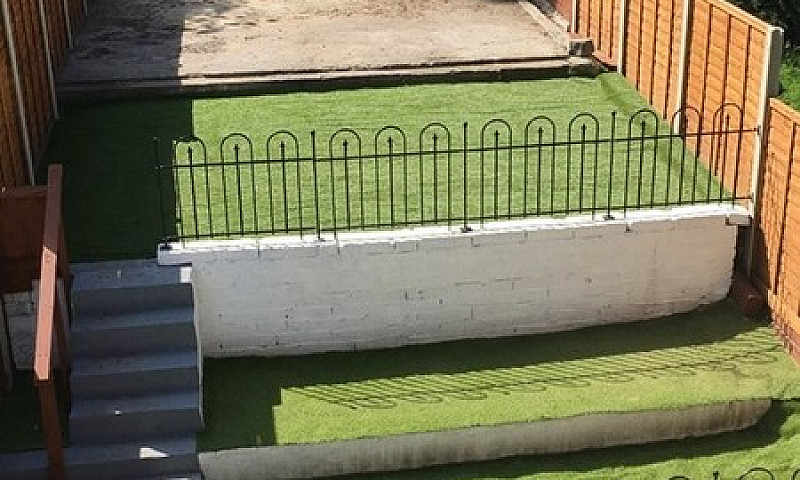 4 Bedroom House In L...