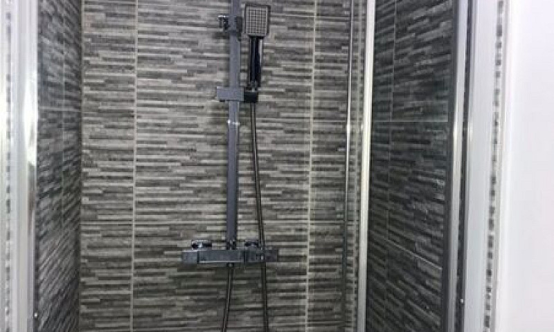 1 Bedroom In Tirring...
