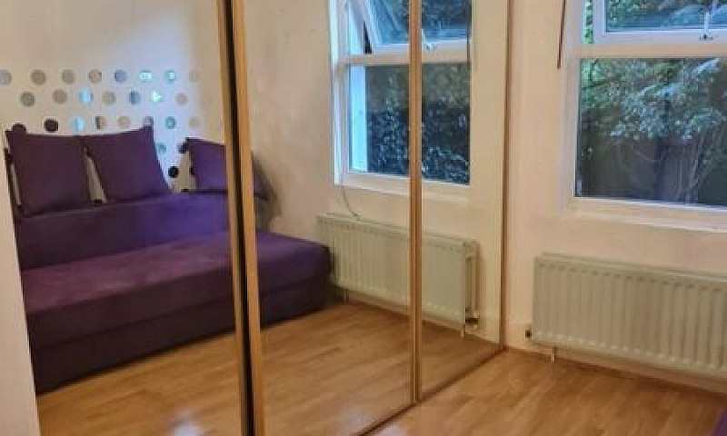 Studio Flat In Archw...