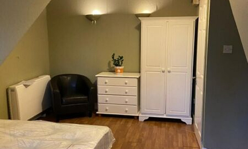 Studio Flat In Cara ...