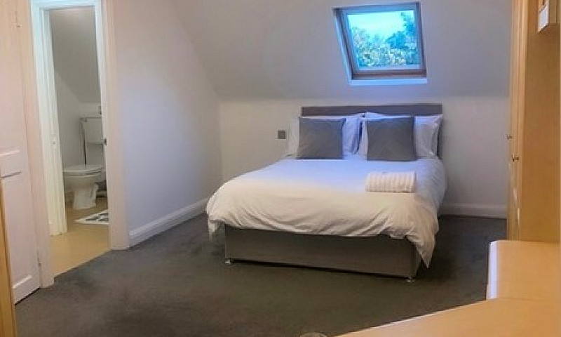 1 Bedroom In Hillari...
