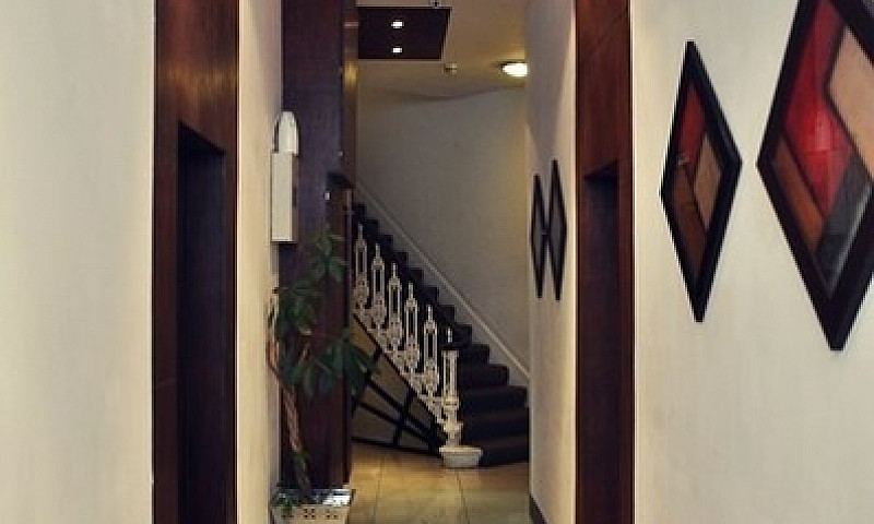 Studio Flat In Knare...
