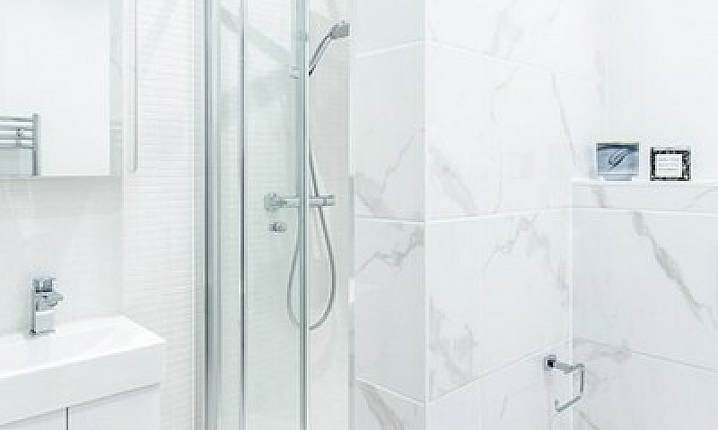 2 Bedroom Flat In Gr...