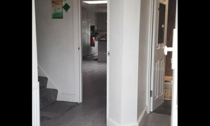 4 Bedroom House In K...
