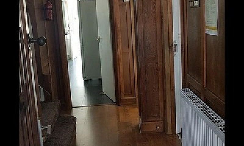 4 Bedroom House In P...