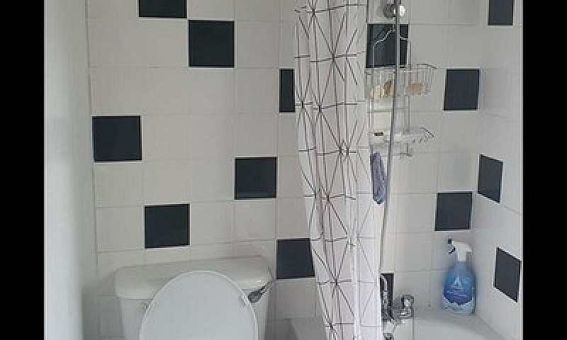 1 Bedroom Flat In Ca...