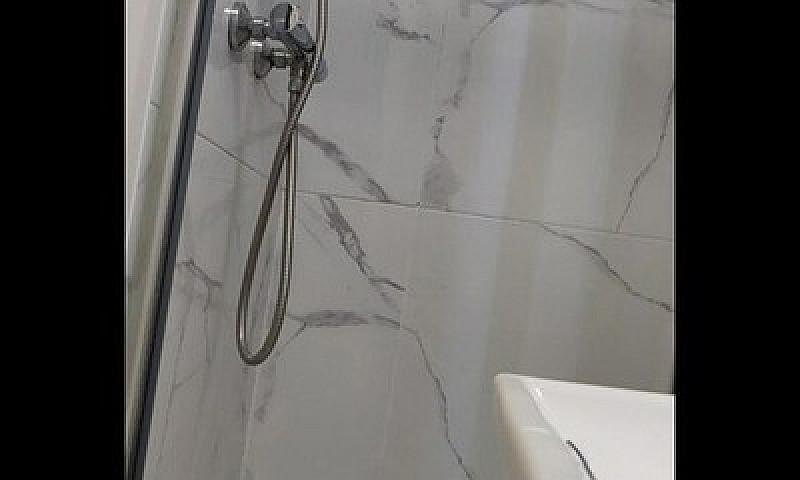 1 Bedroom Flat In Su...