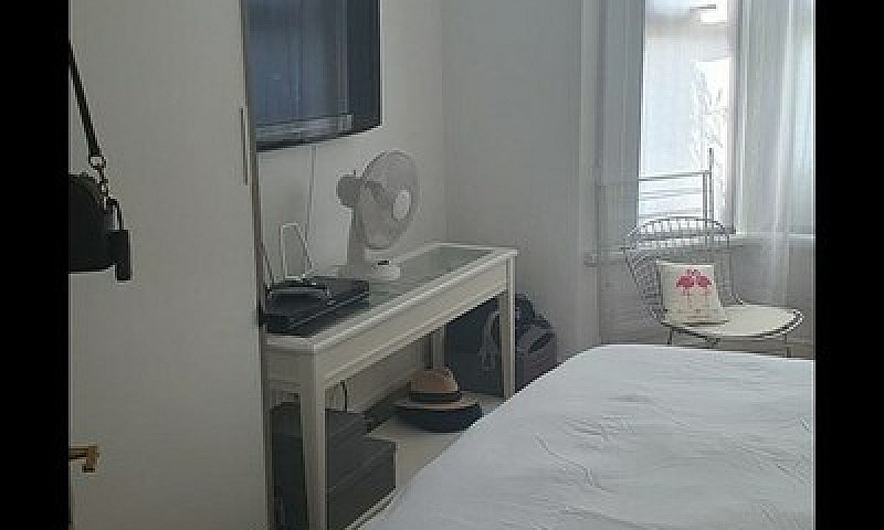 1 Bedroom Flat In Ca...