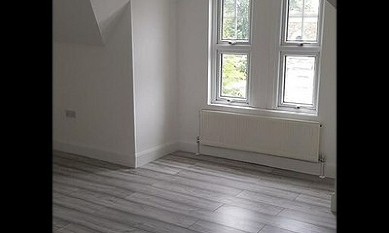 3 Bedroom Flat In Fa...