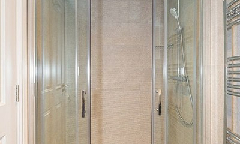 3 Bedroom Flat In We...