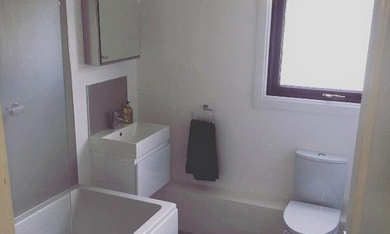Fully Furnished Newl...