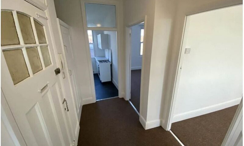 1 Bed Flat To Rent A...