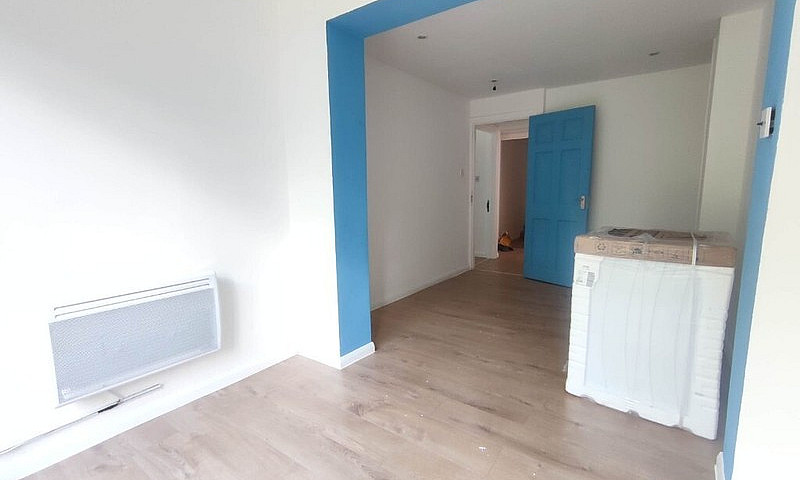 1/2 Bedroom Apartmen...