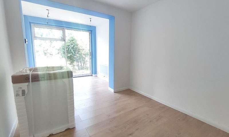 1/2 Bedroom Apartmen...