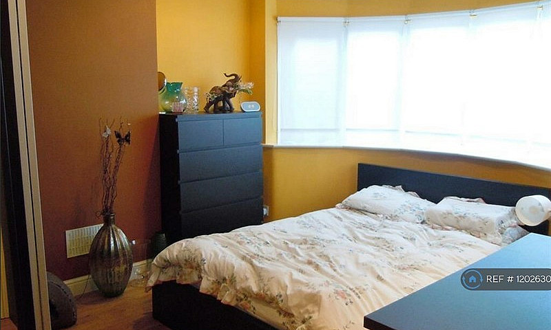 4 Bedroom House In W...