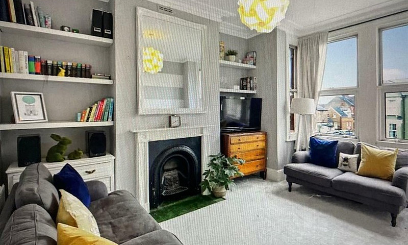 2 Bed Flat Furzedown...