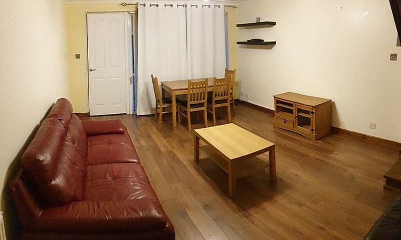 2 Bedroom House For ...