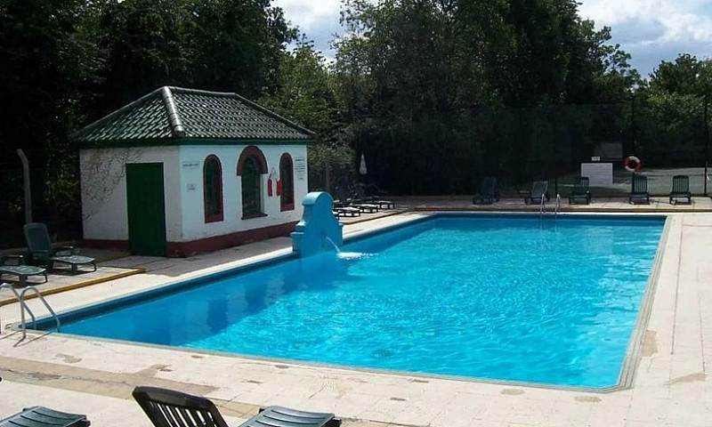 4 Bedroom Flat In Ea...