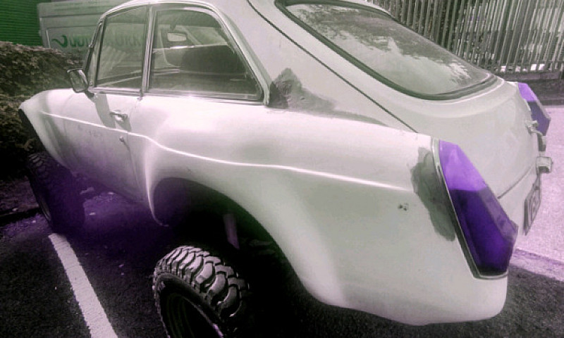 Mgb Gt V8 4X4 Classi...