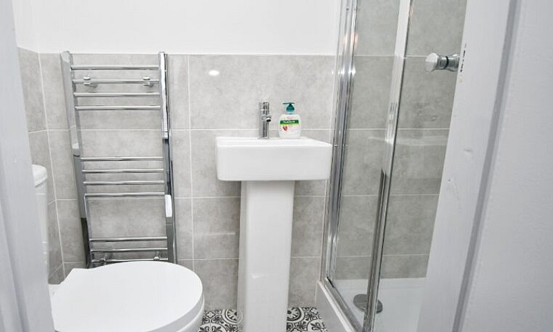 Exclusive 3 Bed Hmo ...