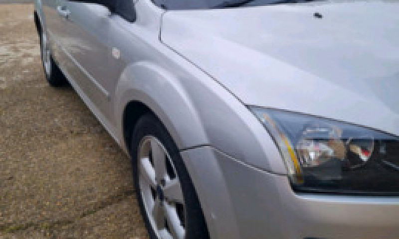Ford Focus ...