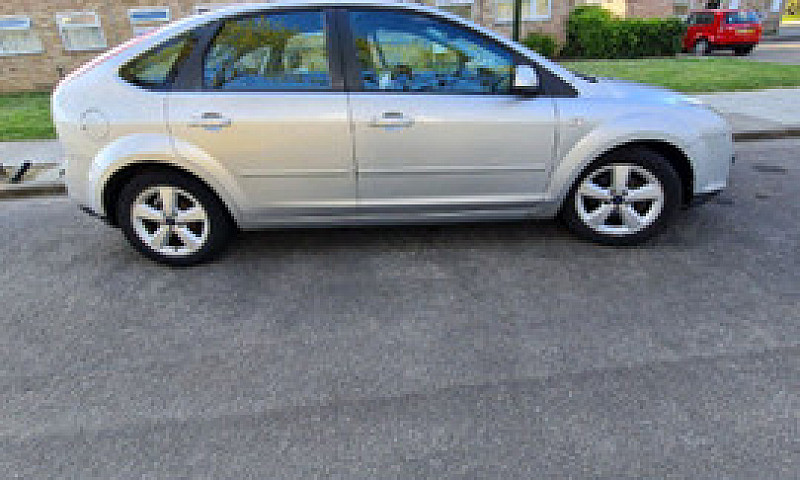 Ford Focus ...
