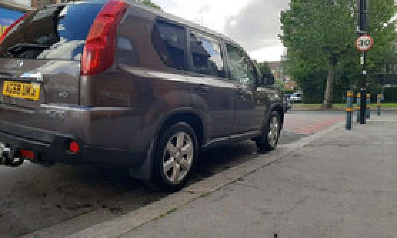 Nissan X-Trail ...