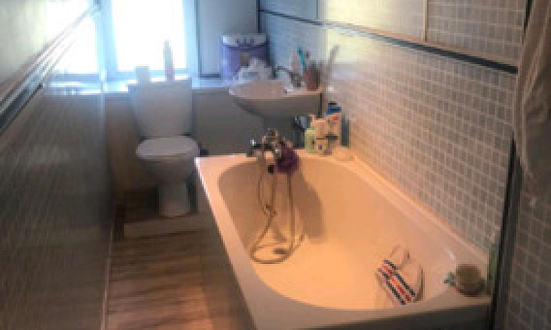 3 Bed Flat Maisonett...