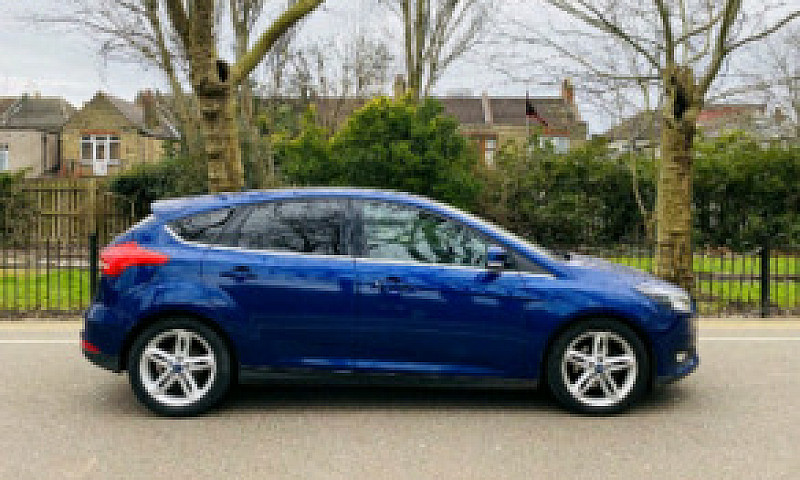 Ford Focus ...