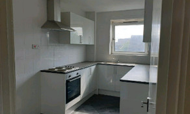 Big 2 Bed Flat Close...
