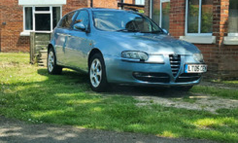 2005 Alfa Romeo Luss...
