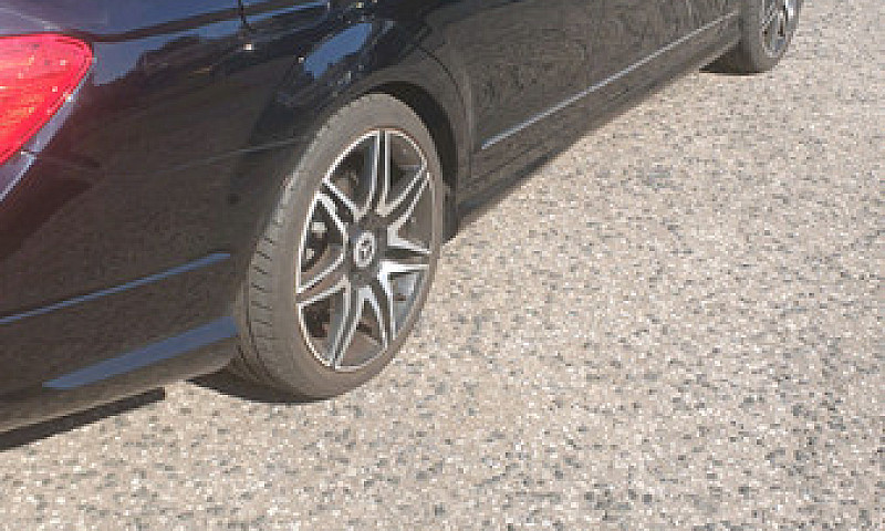 Mercedes-Benz C220 S...