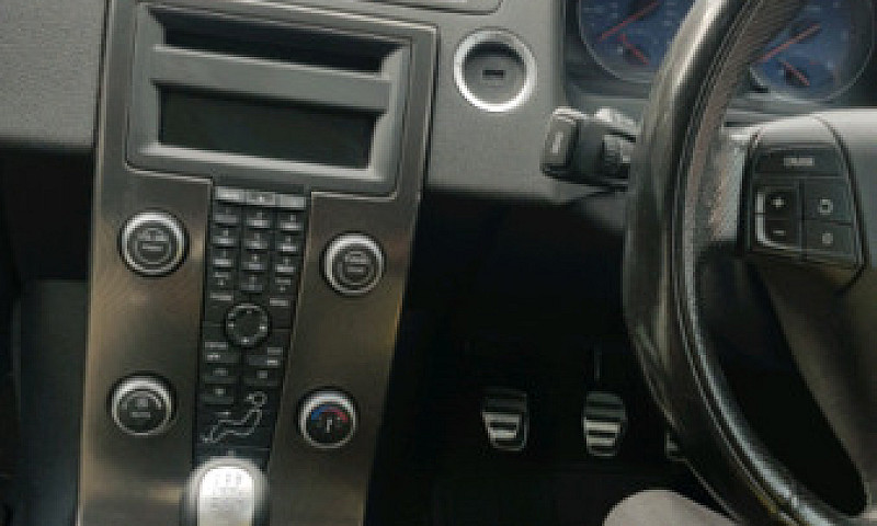 Volvo C30...